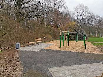 Barrierefreie Calisthenics-Anlage (Foto: Ausbildungsbetrieb Galabau der Stadt Hannover)
