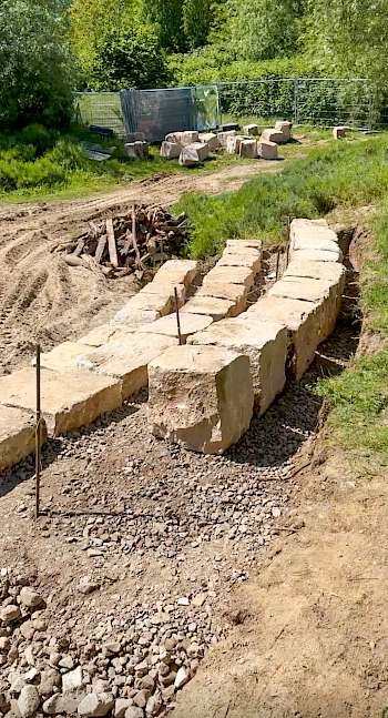 Umgestaltung eines Kinderspielplatzes  (Foto: Ausbildungsbetrieb Galabau der Stadt Hannover)